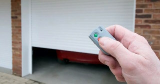 Купить автоматику для рулонных ворот Луховицы, цена от 2702 руб.