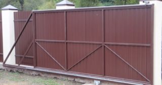 Купить откатные ворота из профнастила Луховицы, цена от 1734 руб.